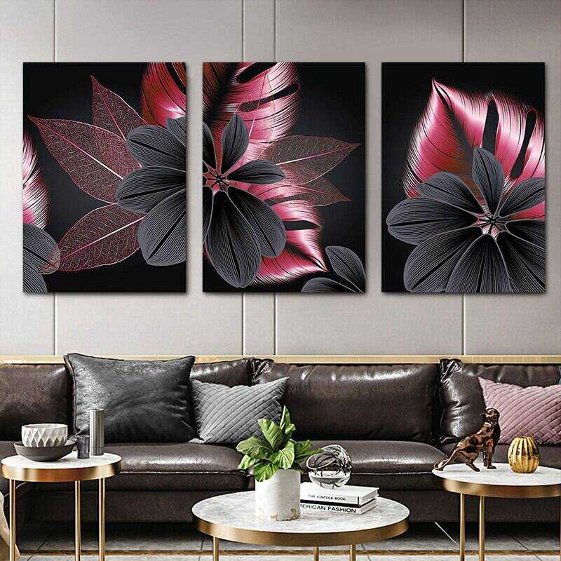Trittico di quadri astratti in rosso e nero con fiore