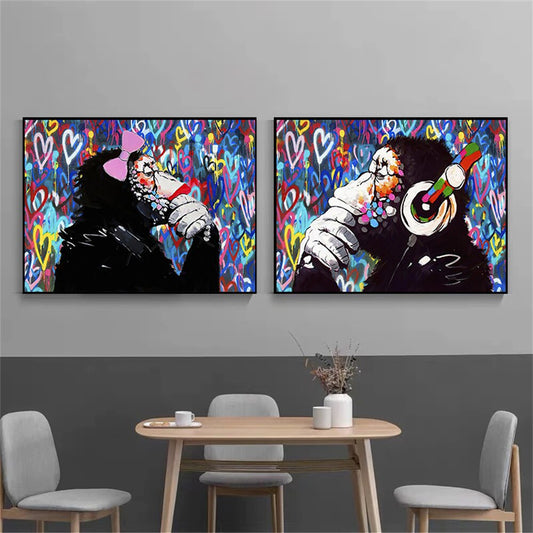 Graffiti monkey couple