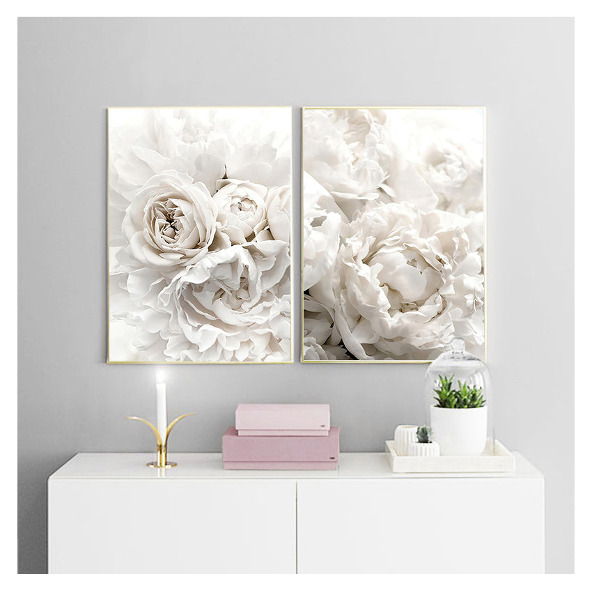 Triptych White flowers